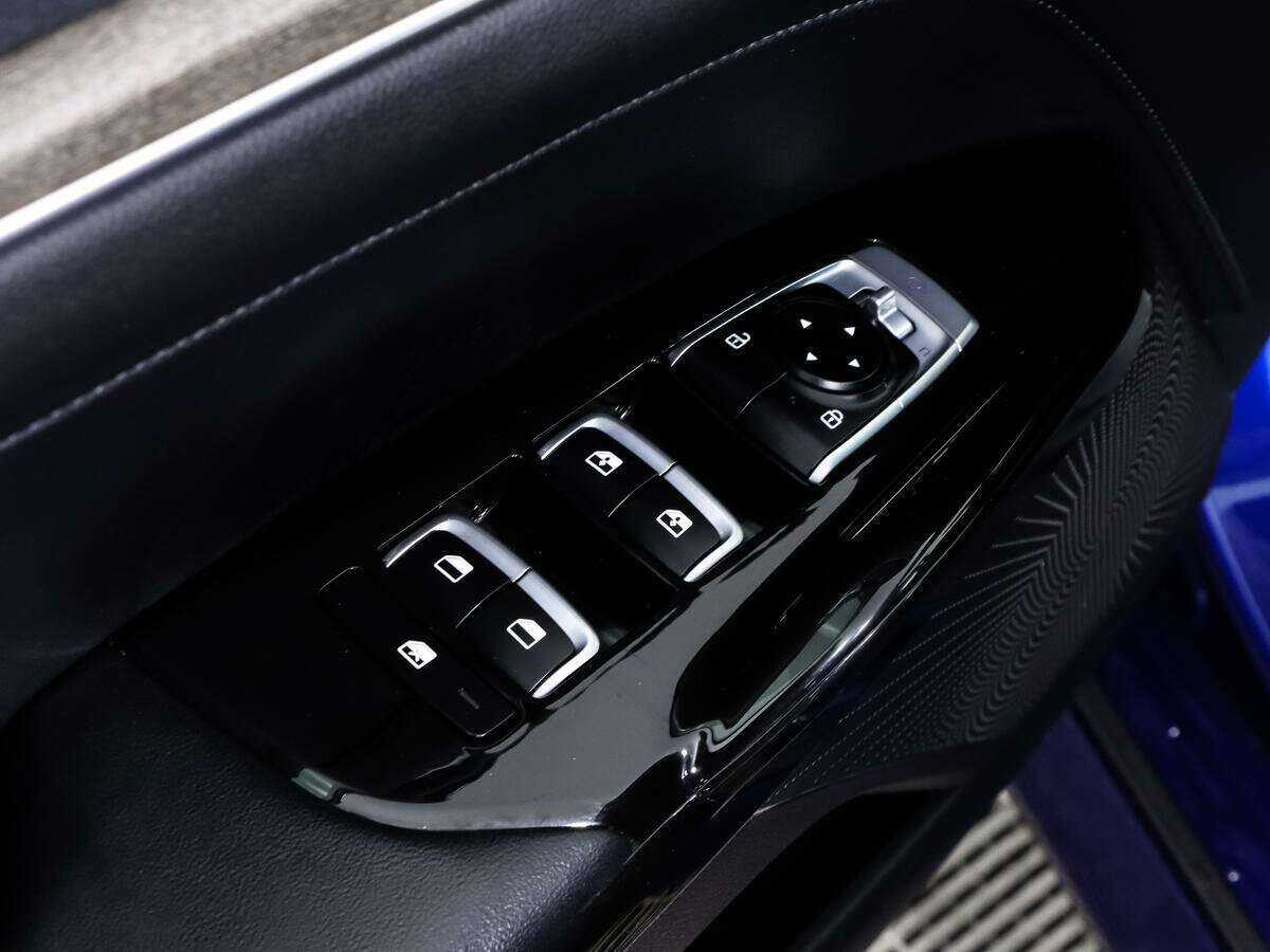 Купить Kia K5 с пробегом. Фото: #17