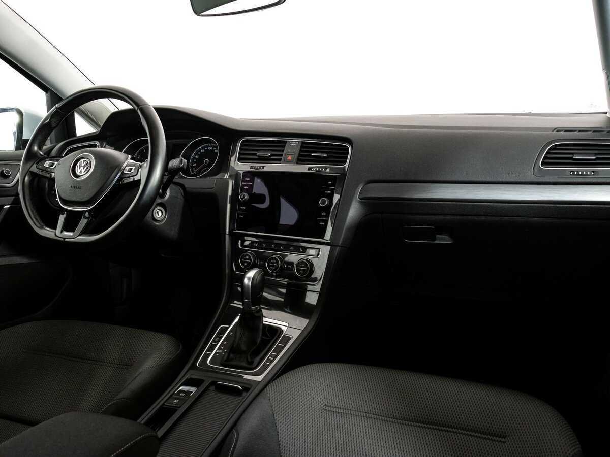 Купить Volkswagen Golf с пробегом. Фото: #6