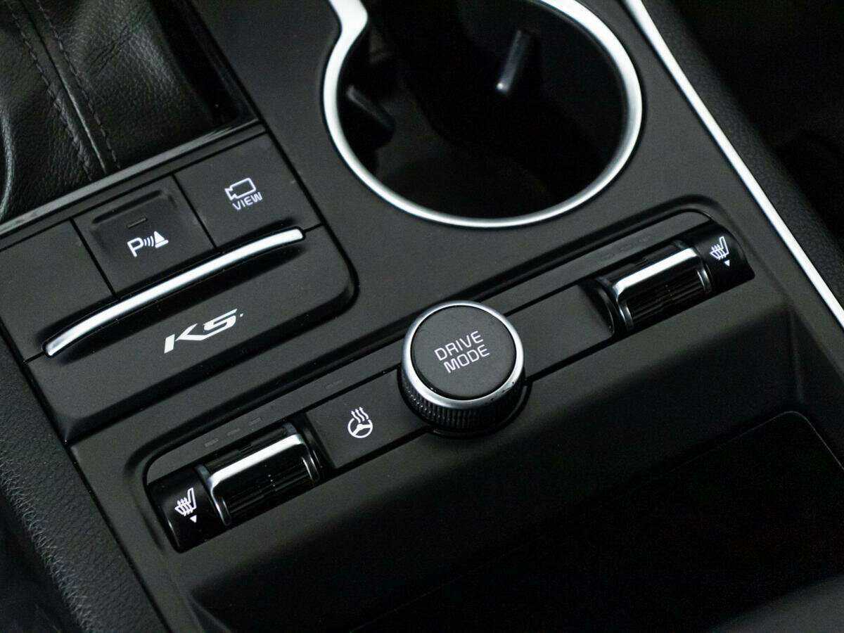 Купить Kia K5 с пробегом. Фото: #16