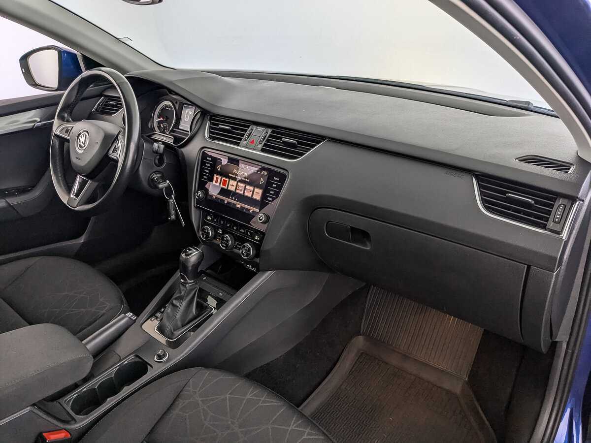 Купить Skoda Octavia с пробегом. Фото: #8