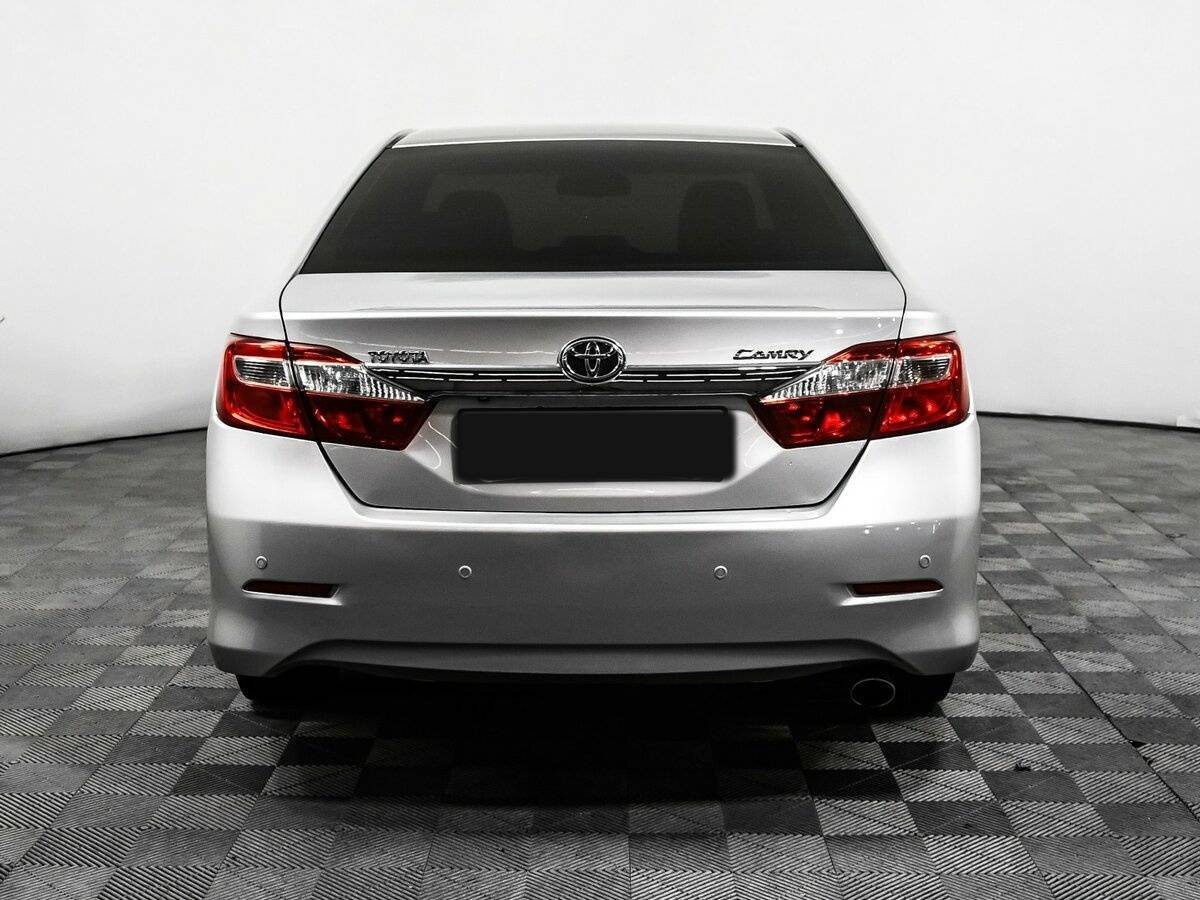 Купить Toyota Camry с пробегом. Фото: #5