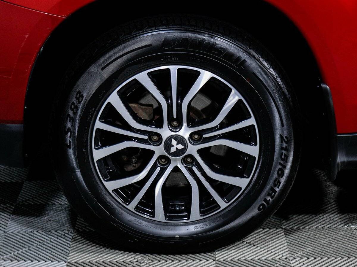 Купить Mitsubishi ASX с пробегом. Фото: #14