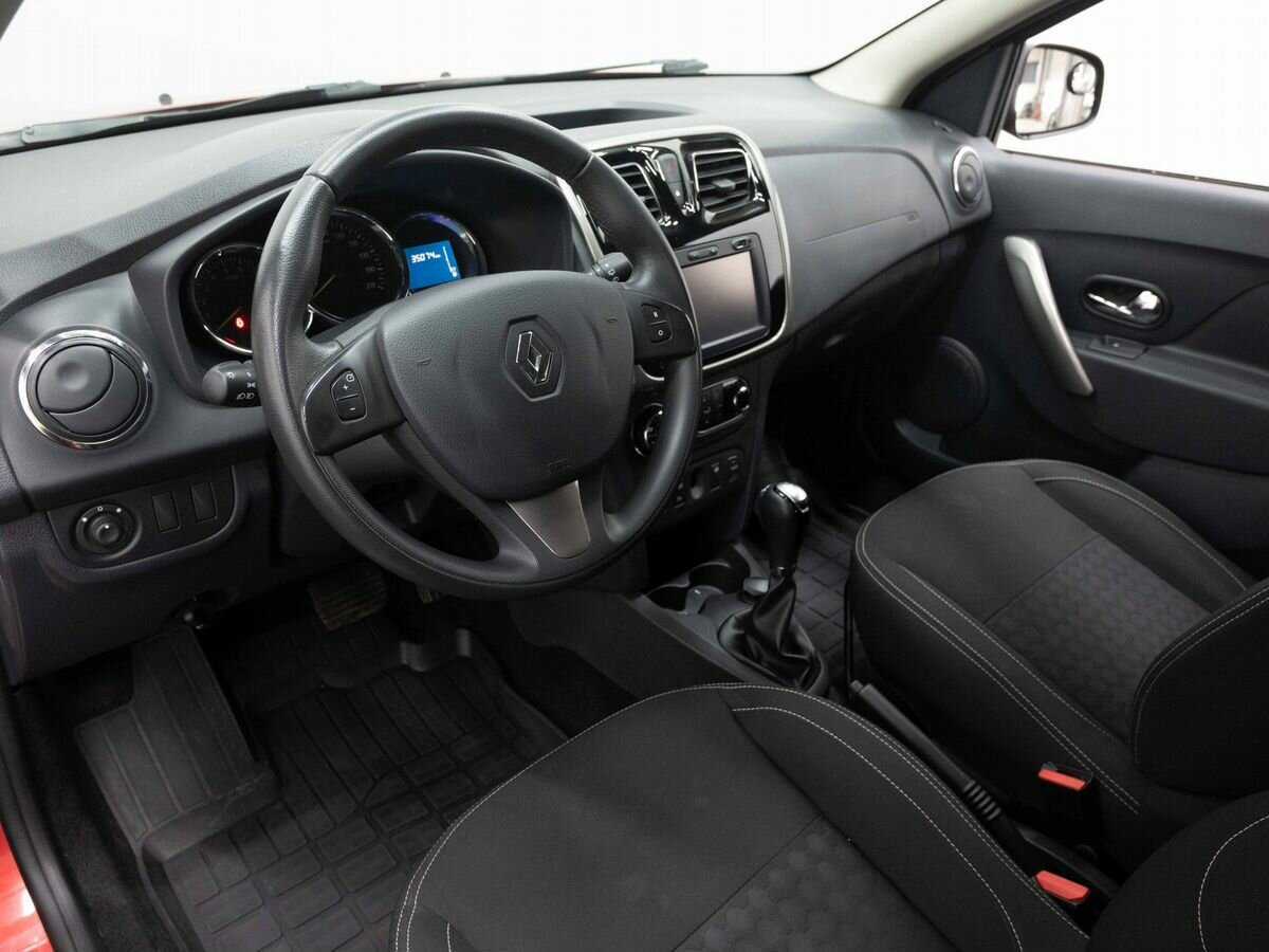 Купить Renault Sandero с пробегом. Фото: #7