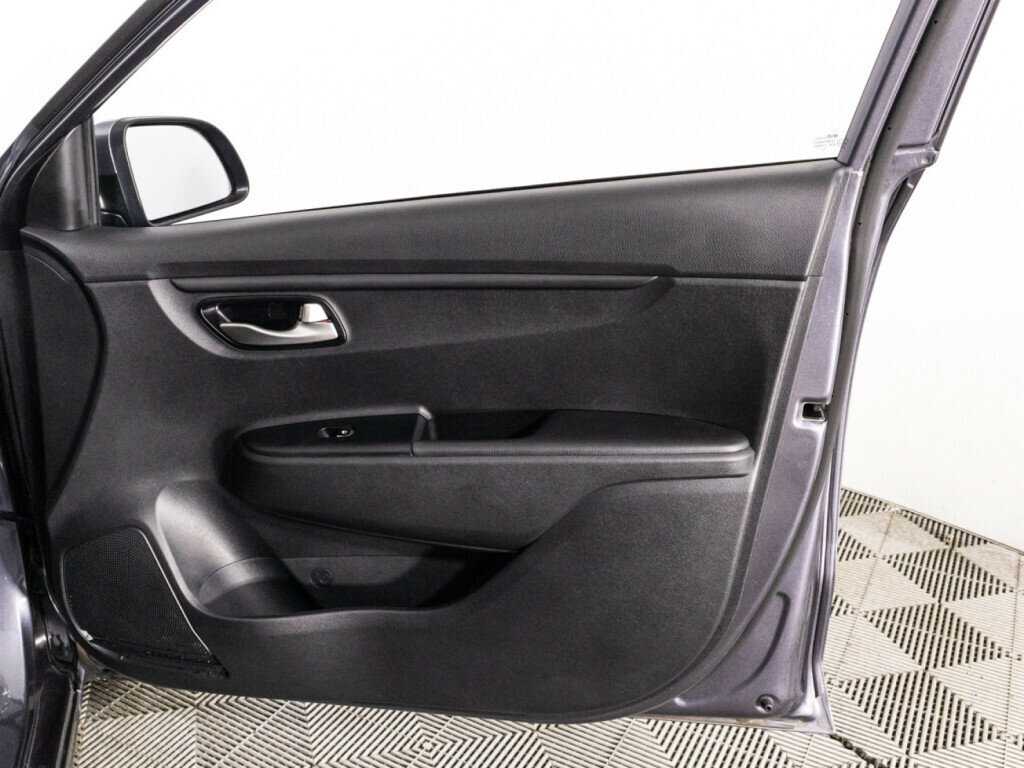 Купить Kia Rio с пробегом. Фото: #25