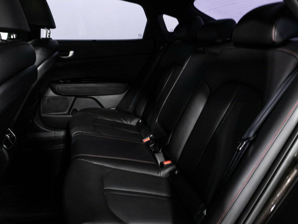 Купить Kia Optima с пробегом. Фото: #9