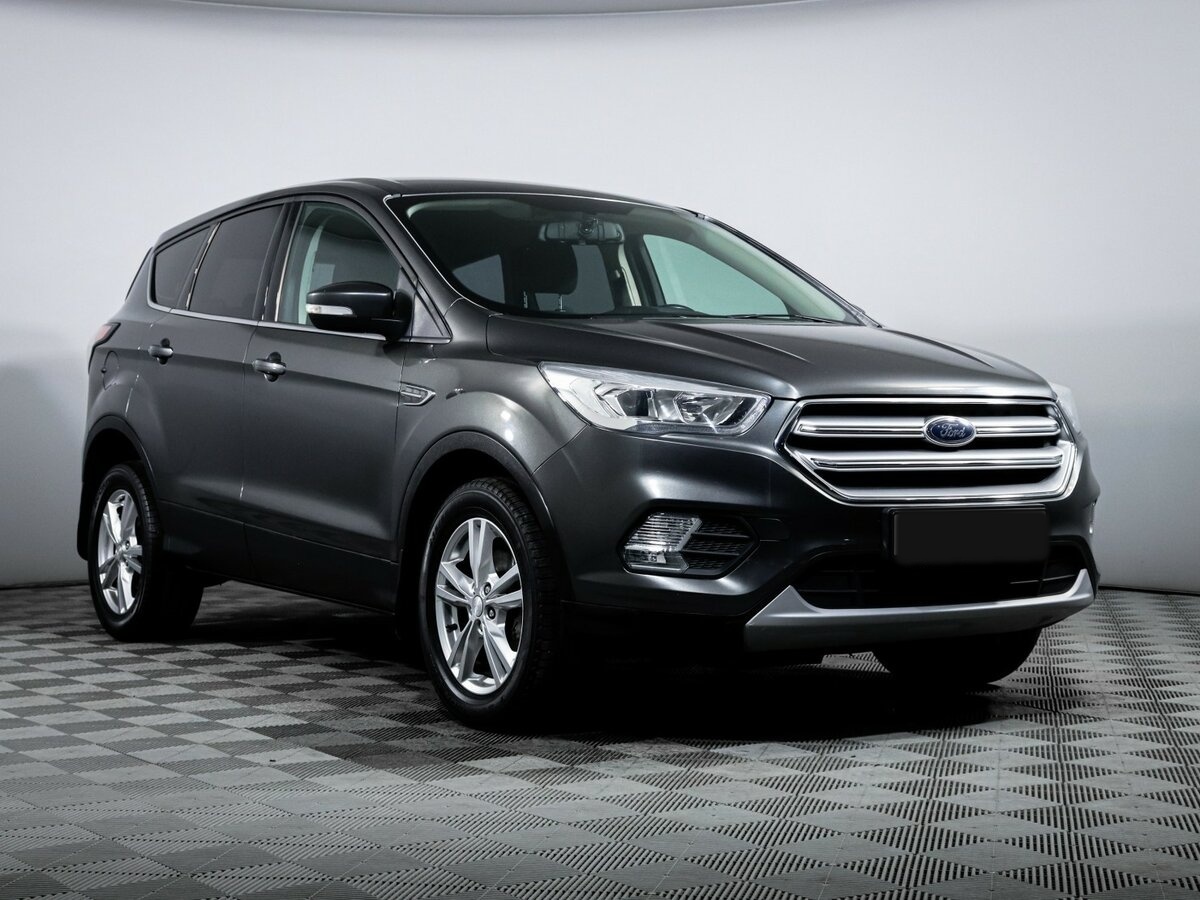 Купить Ford Kuga с пробегом. Фото: #2