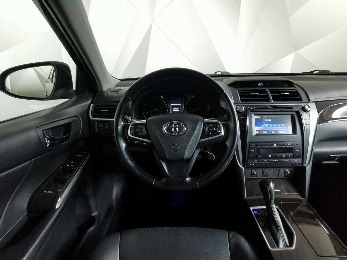 Купить Toyota Camry с пробегом. Фото: #14