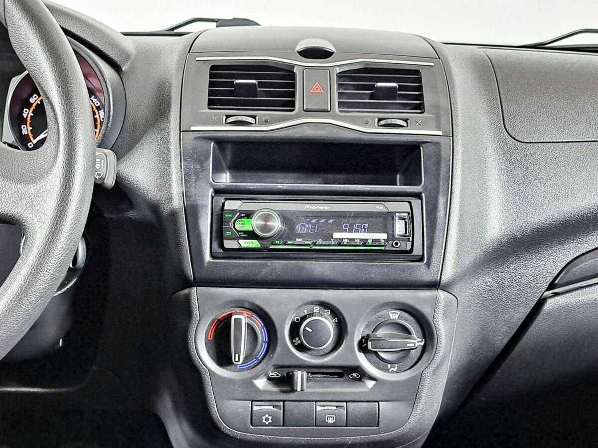 Купить Lada (ВАЗ) Granta с пробегом. Фото: #9