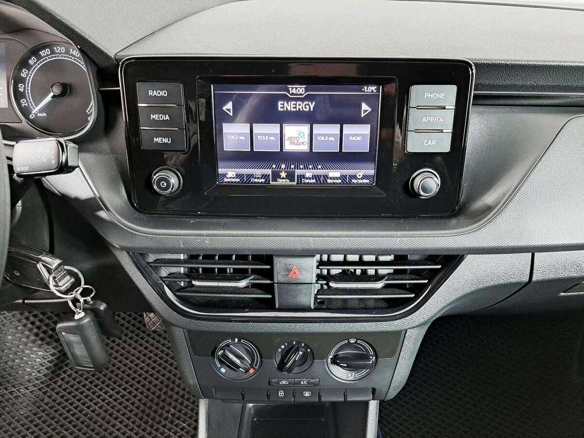 Купить Skoda Rapid с пробегом. Фото: #12