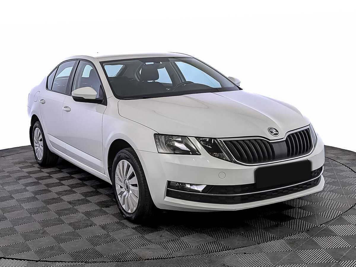 Купить Skoda Octavia с пробегом. Фото: #2