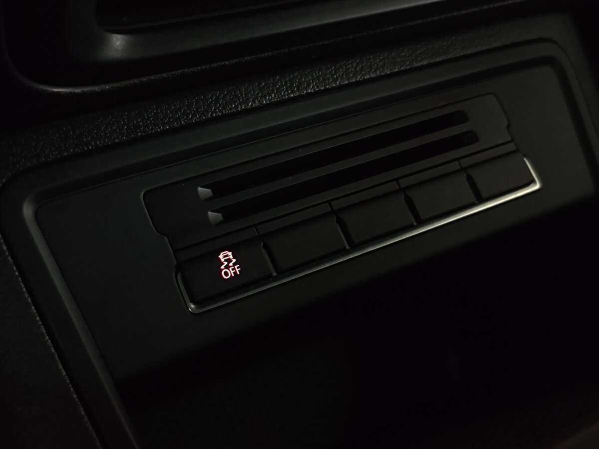 Купить Volkswagen Tiguan с пробегом. Фото: #13