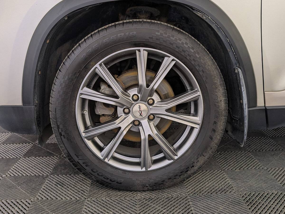 Купить Chery Tiggo 8 с пробегом. Фото: #11