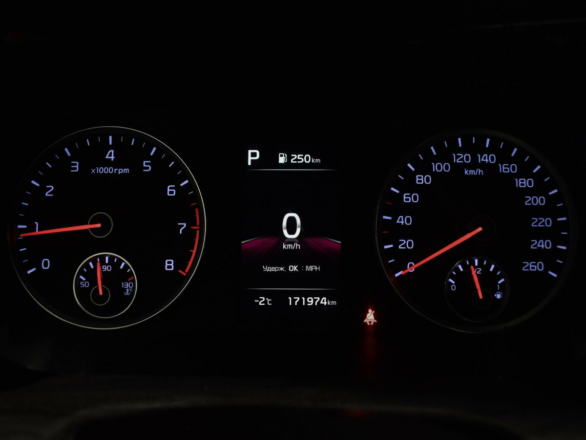 Купить Kia K5 с пробегом. Фото: #18