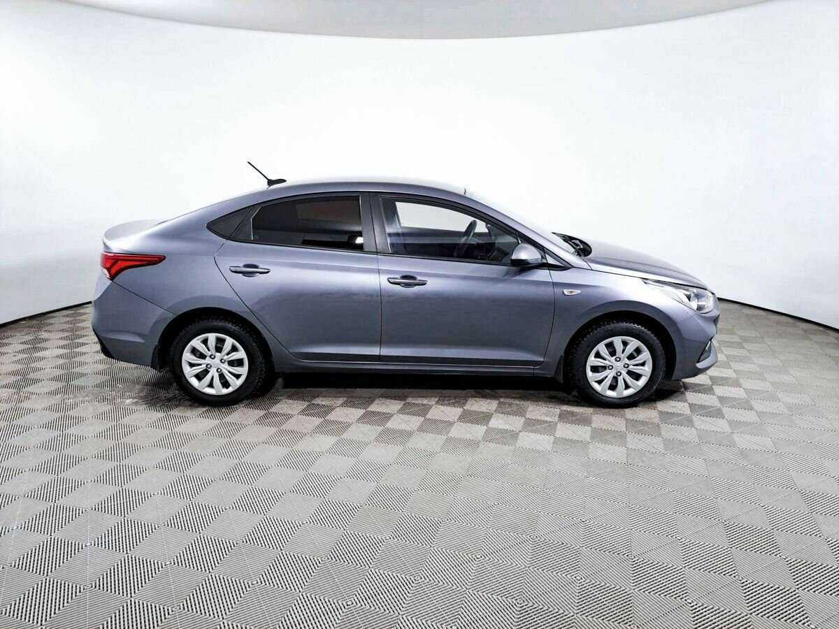 Купить Hyundai Solaris с пробегом. Фото: #3