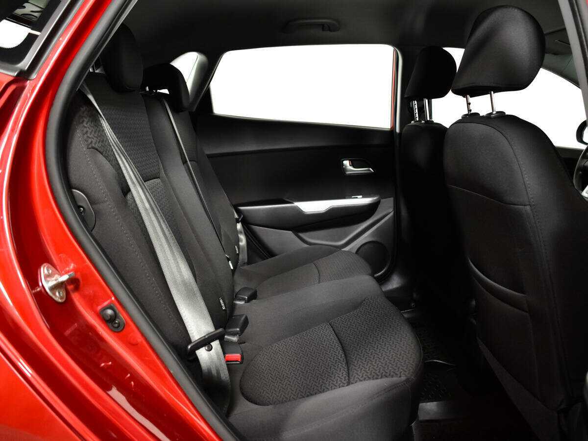 Купить Kia Rio с пробегом. Фото: #9
