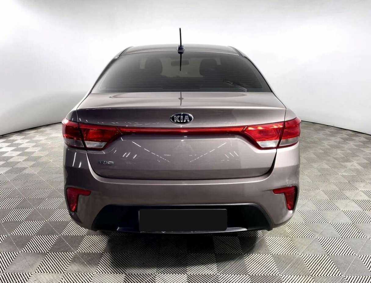 Купить Kia Rio с пробегом. Фото: #5