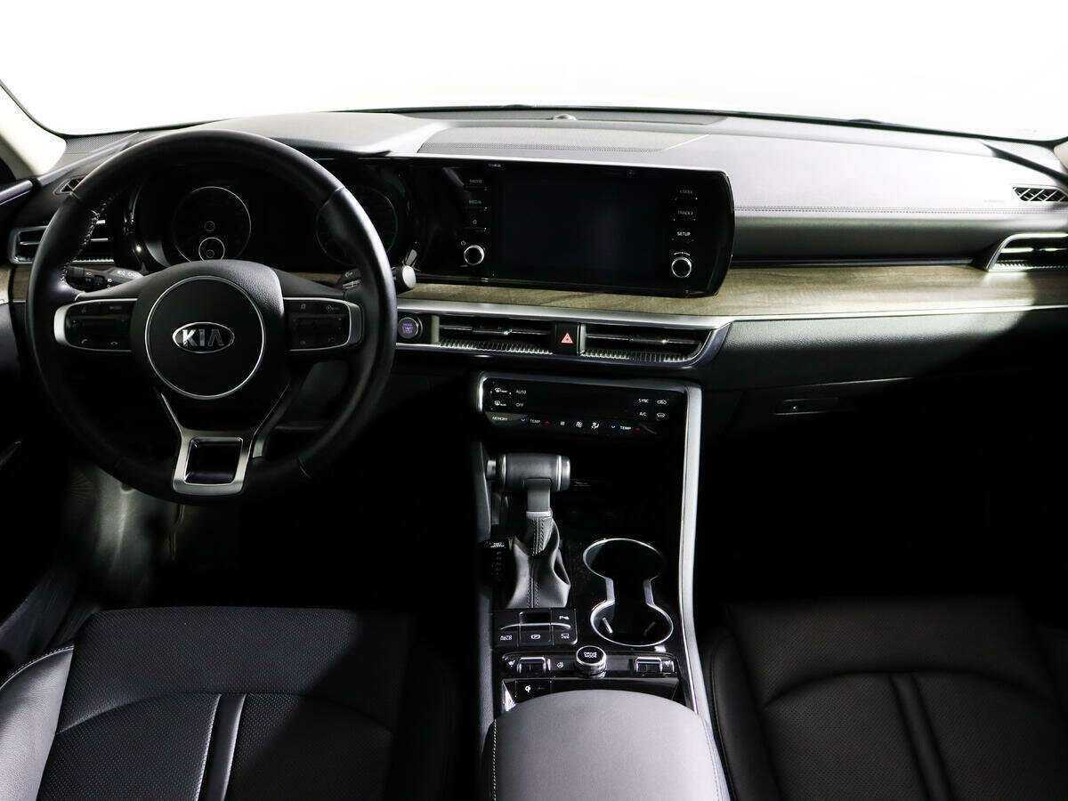 Купить Kia K5 с пробегом. Фото: #10