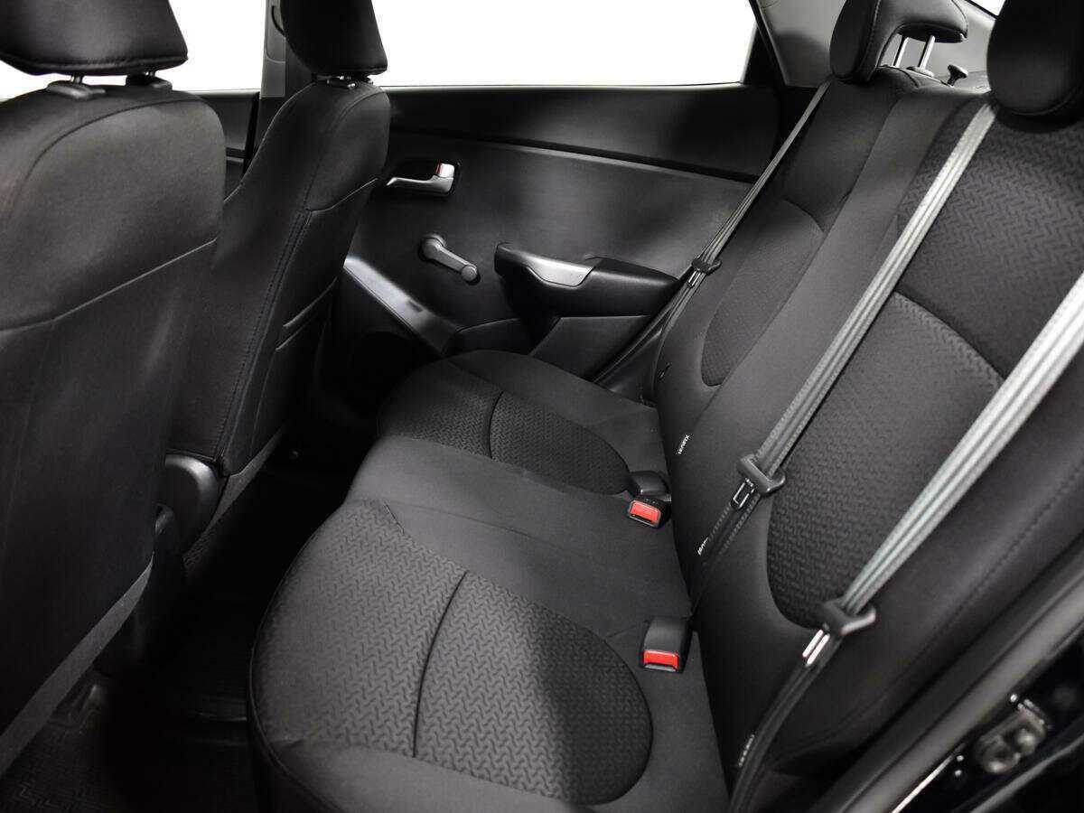 Купить Kia Rio с пробегом. Фото: #9
