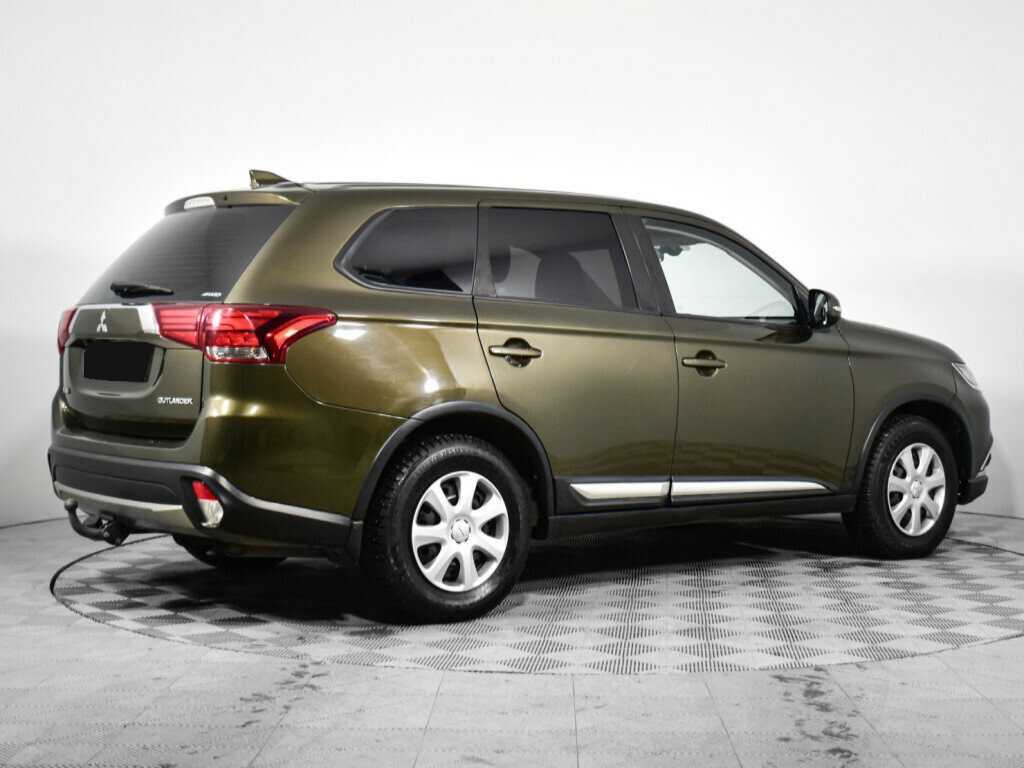 Купить Mitsubishi Outlander с пробегом. Фото: #4