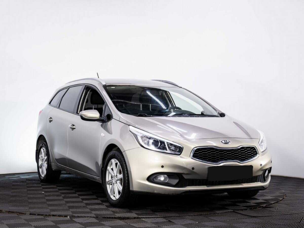 Купить Kia Ceed с пробегом. Фото: #2