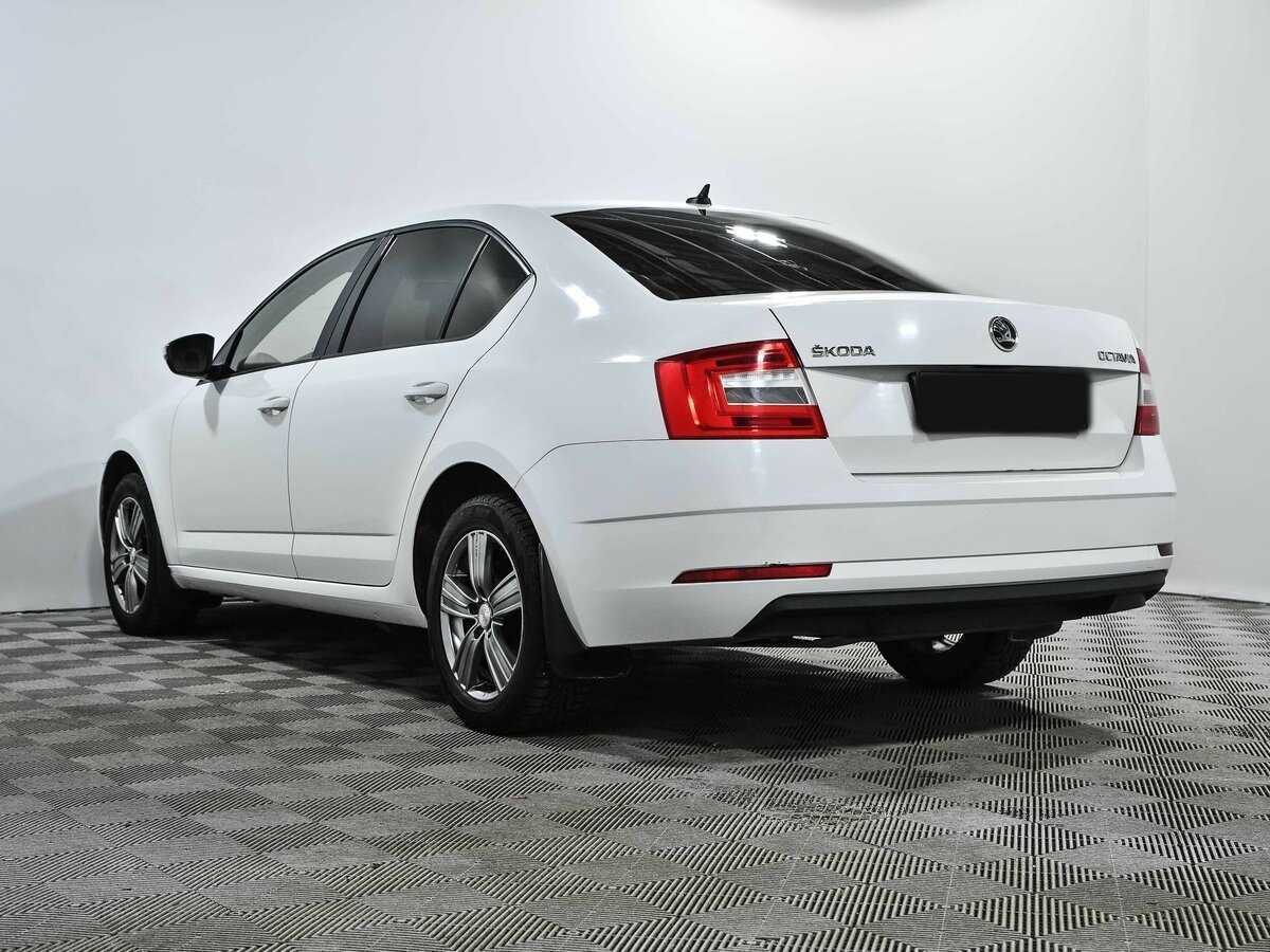 Купить Skoda Octavia с пробегом. Фото: #4