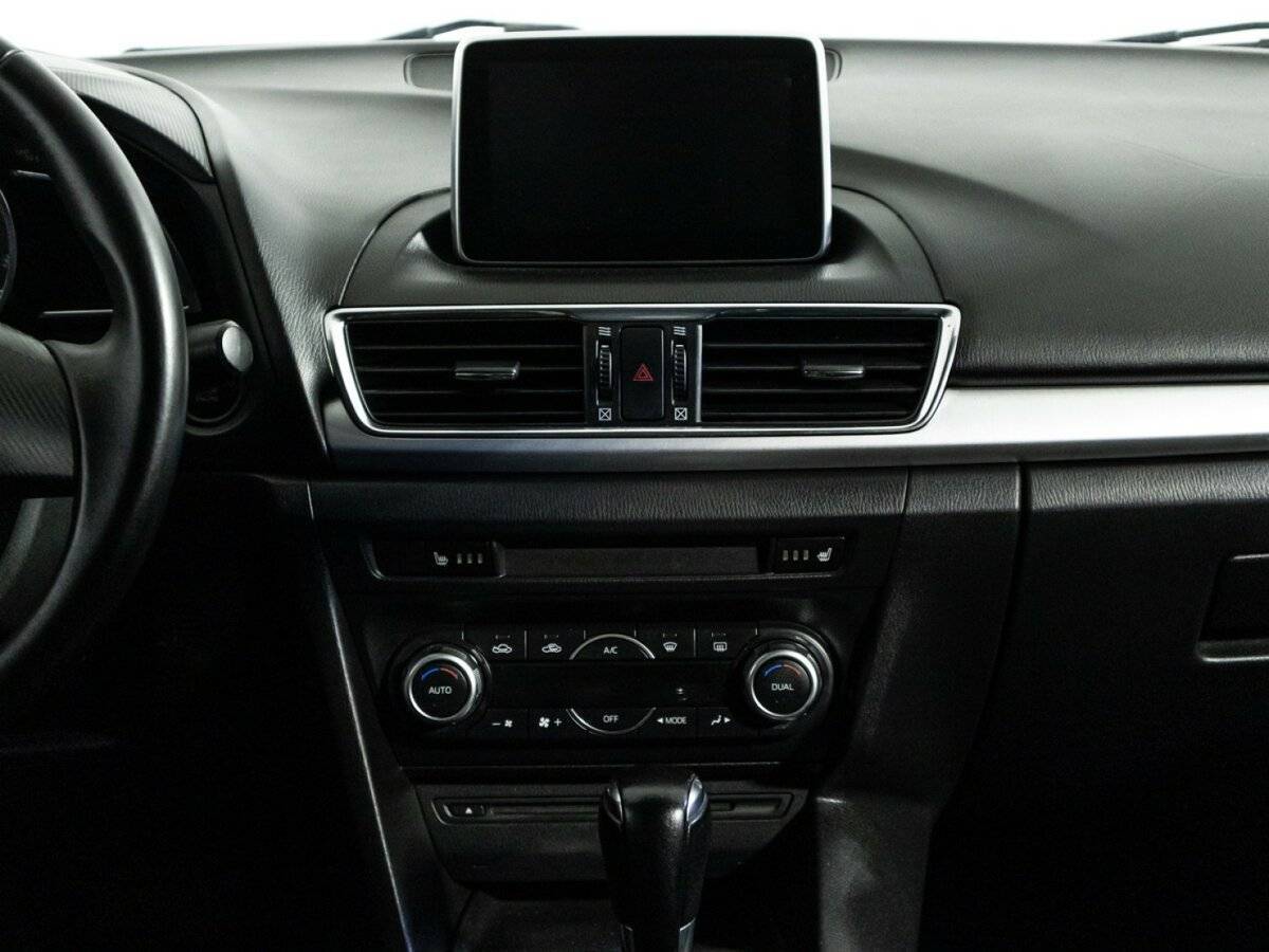 Купить Mazda 3 с пробегом. Фото: #13