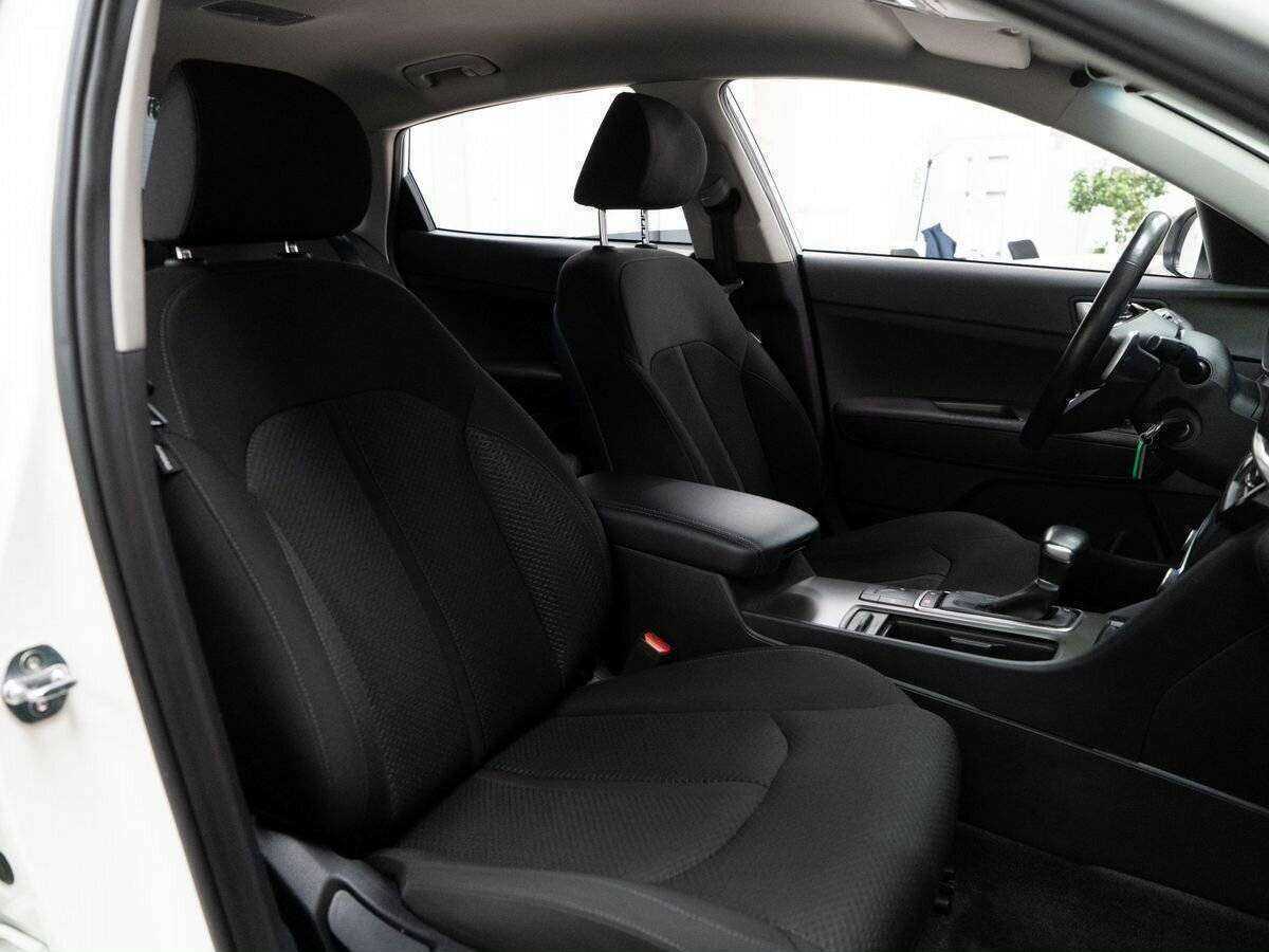 Купить Kia Optima с пробегом. Фото: #9