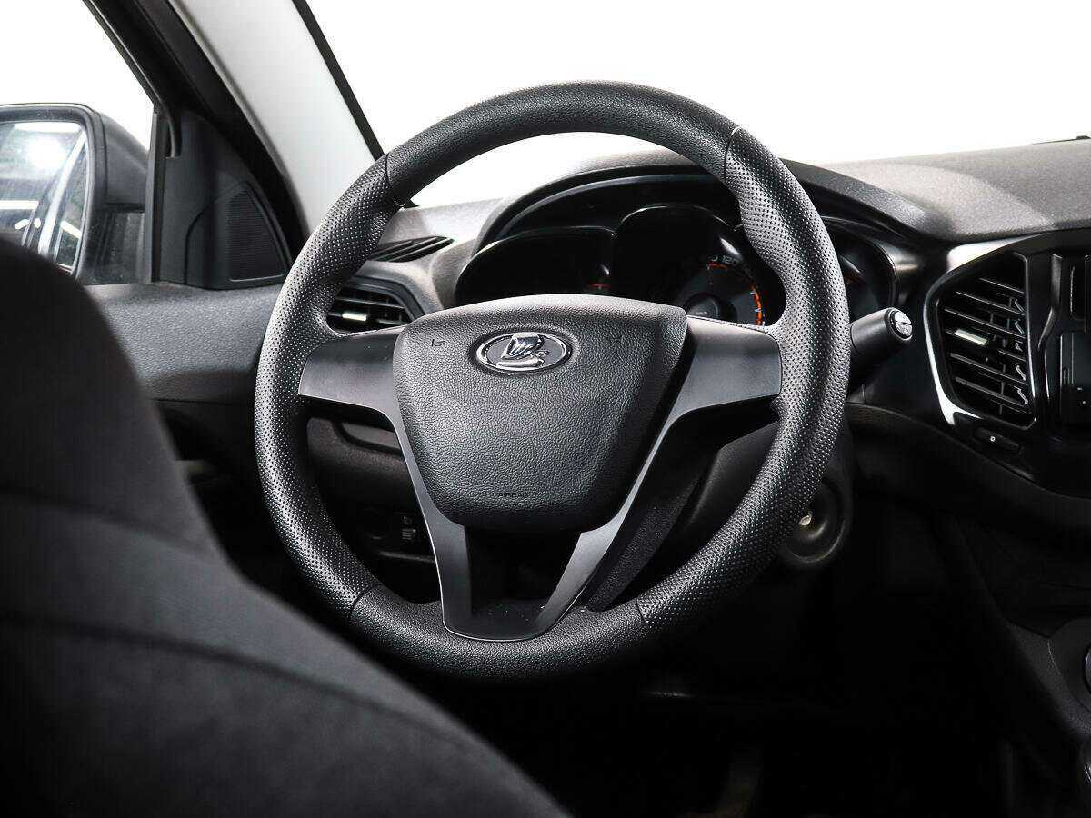 Купить Lada (ВАЗ) Vesta с пробегом. Фото: #13