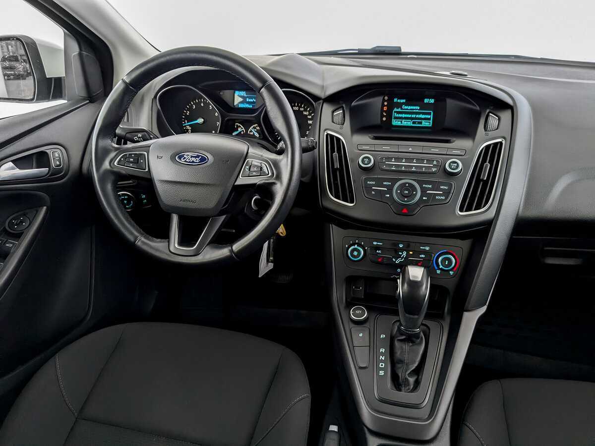 Купить Ford Focus с пробегом. Фото: #28