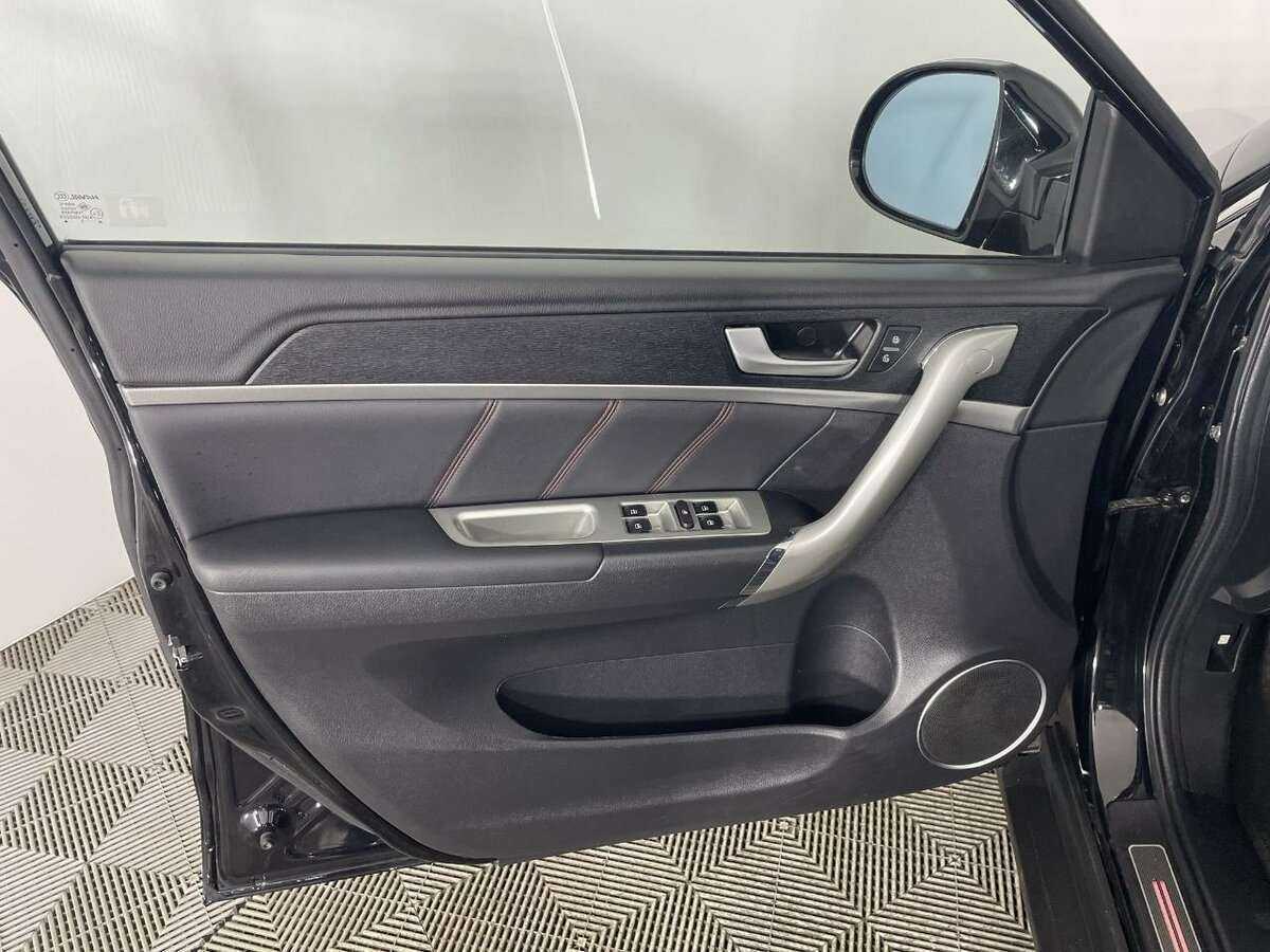 Купить Haval H6 с пробегом. Фото: #5