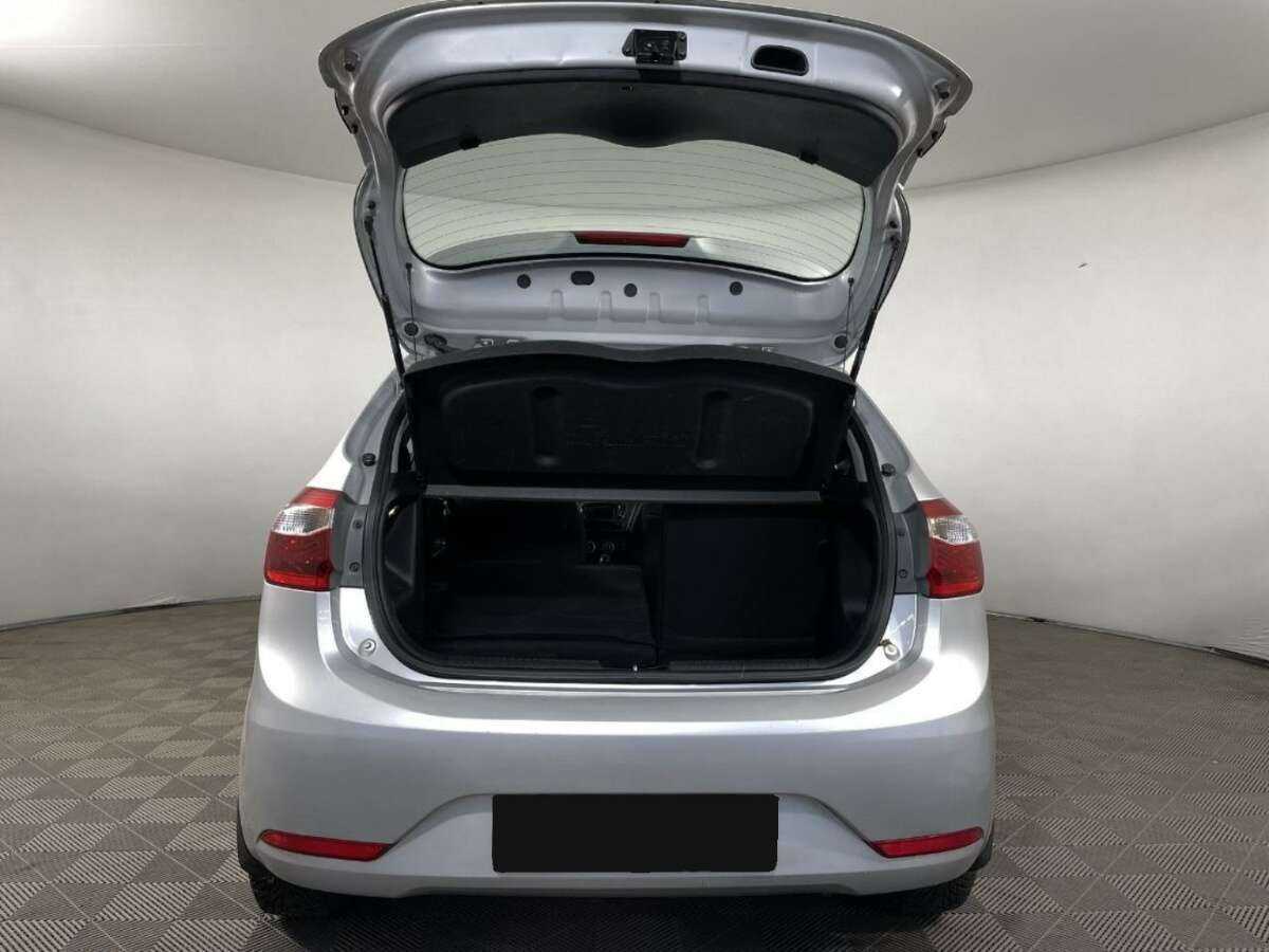 Купить Kia Rio с пробегом. Фото: #17