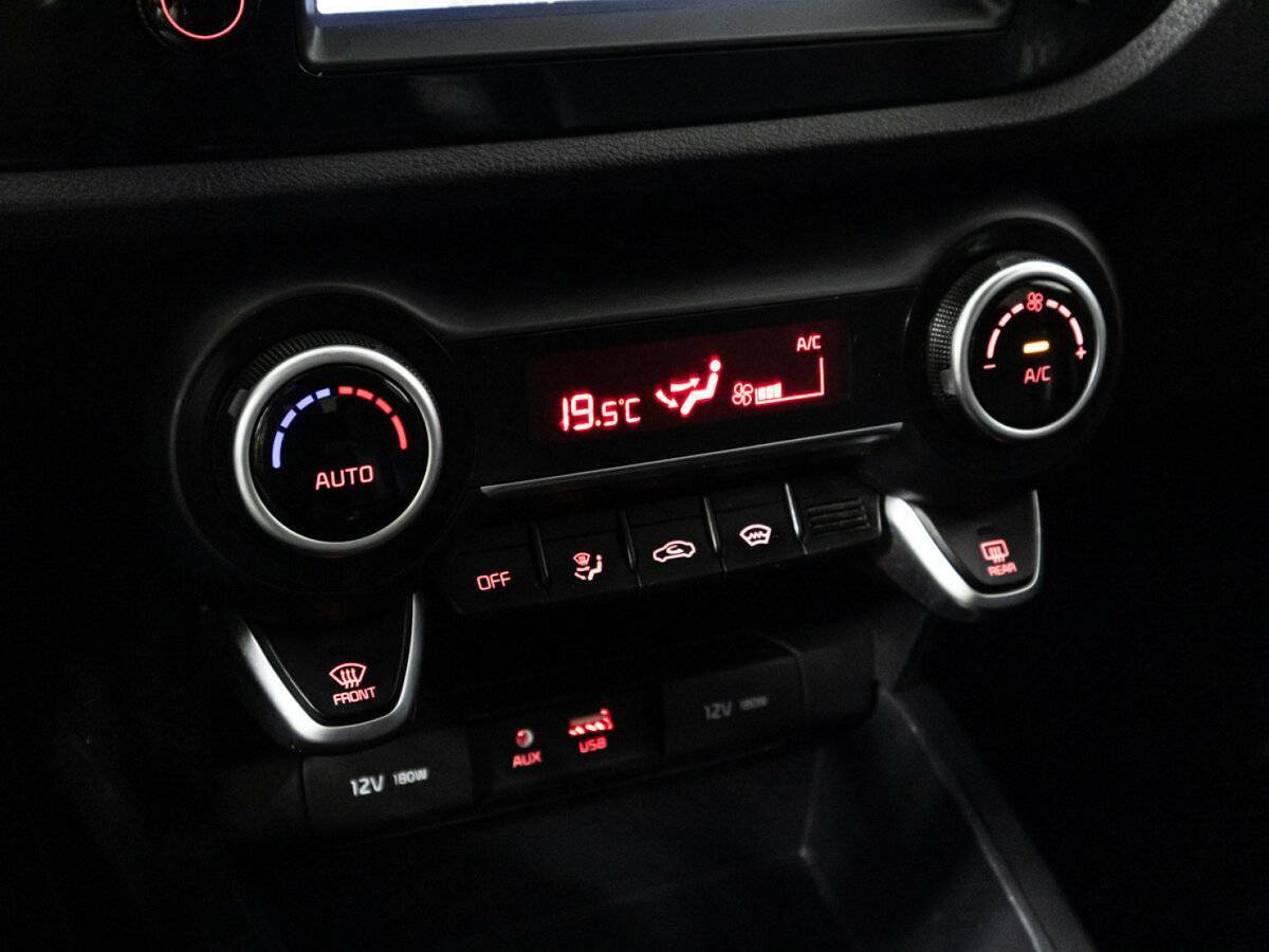 Купить Kia Rio с пробегом. Фото: #16