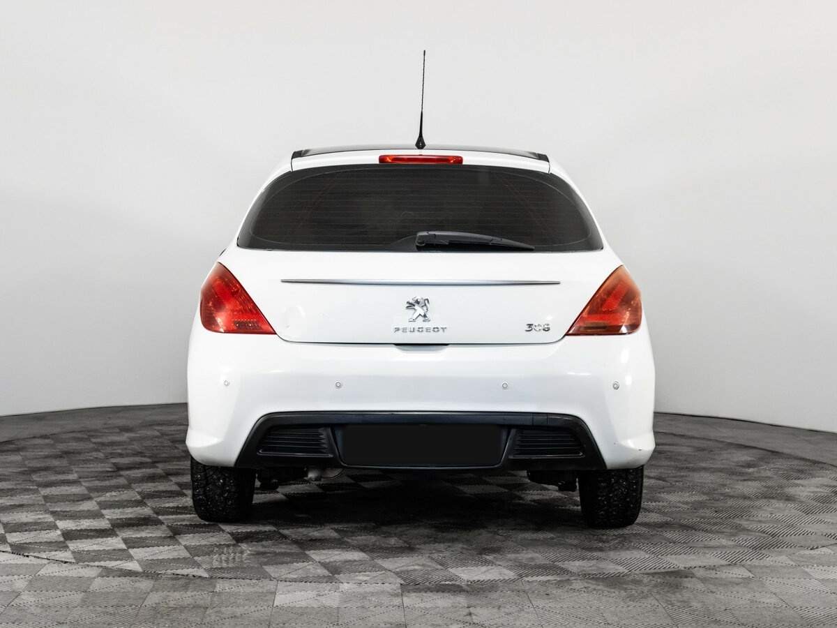 Купить Peugeot 308 с пробегом. Фото: #4