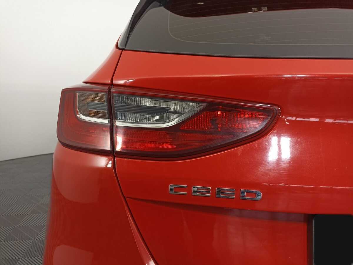 Купить Kia Ceed с пробегом. Фото: #6