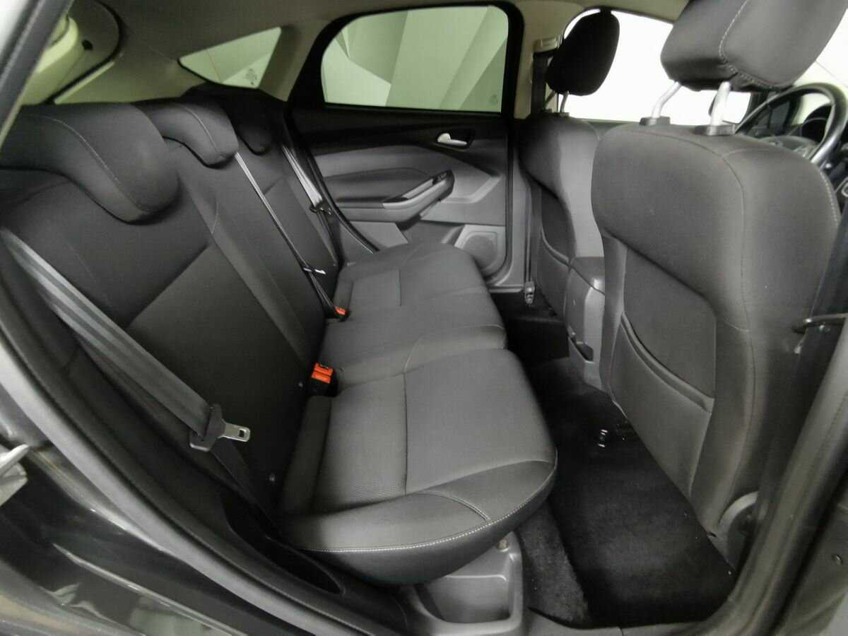 Купить Ford Focus с пробегом. Фото: #10