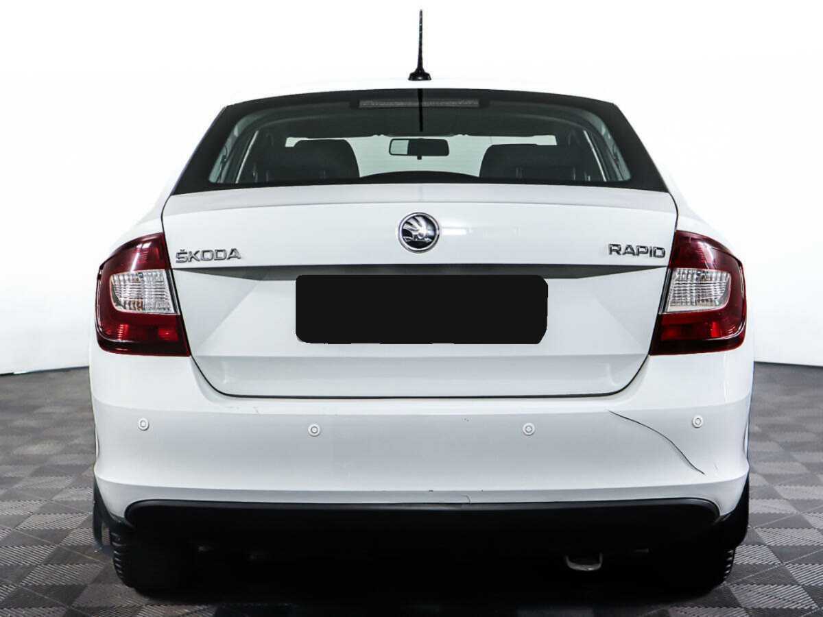 Купить Skoda Rapid с пробегом. Фото: #5