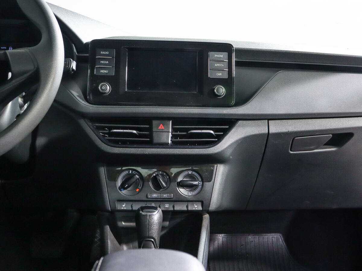 Купить Skoda Rapid с пробегом. Фото: #12