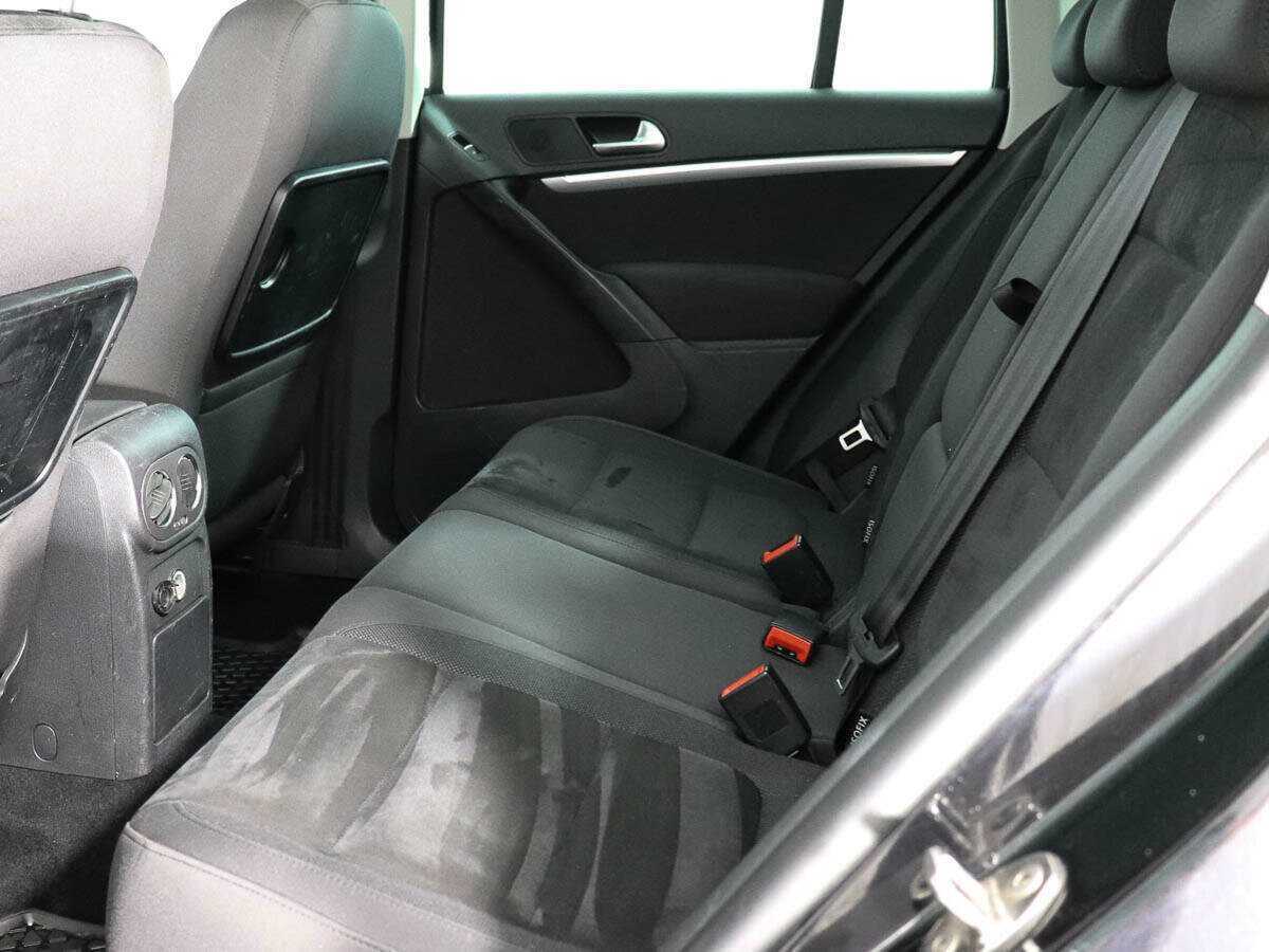 Купить Volkswagen Tiguan с пробегом. Фото: #10