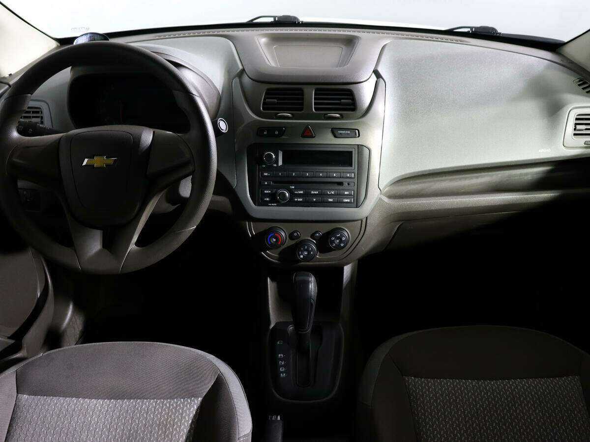 Купить Chevrolet Cobalt с пробегом. Фото: #10