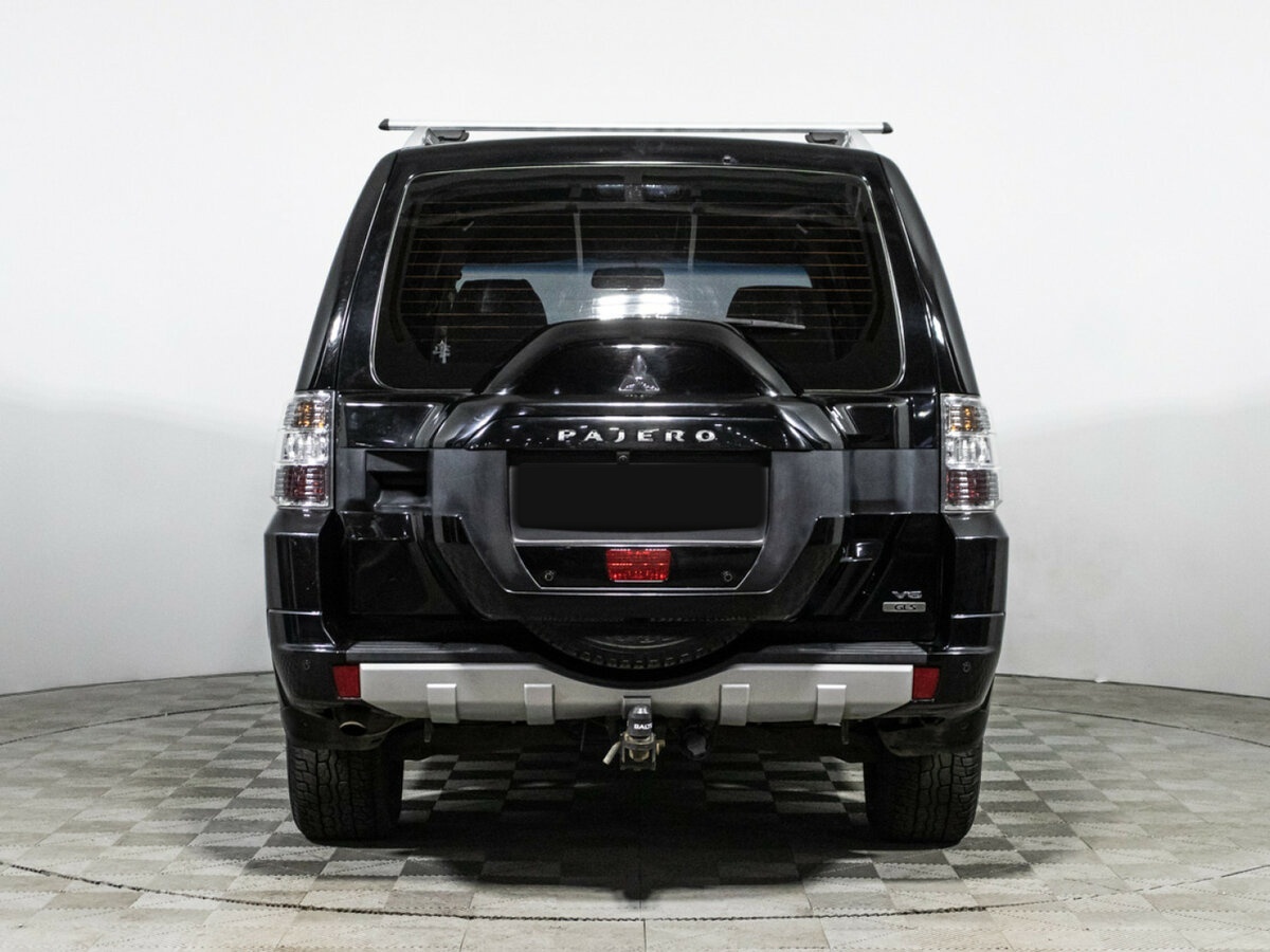 Купить Mitsubishi Pajero с пробегом. Фото: #4
