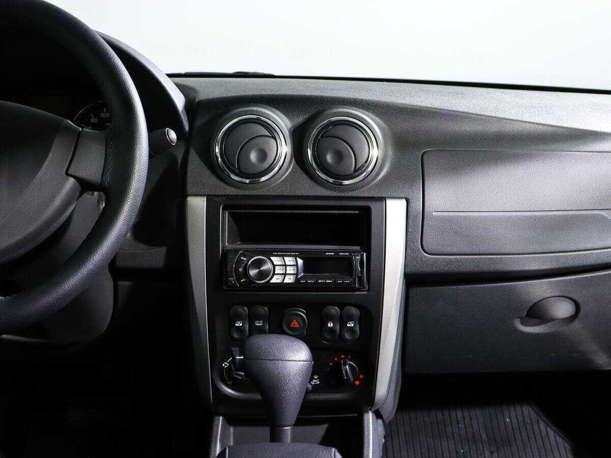 Купить Nissan Almera с пробегом. Фото: #10