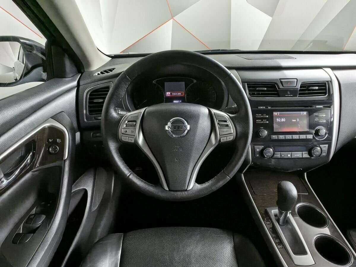 Купить Nissan Teana с пробегом. Фото: #12