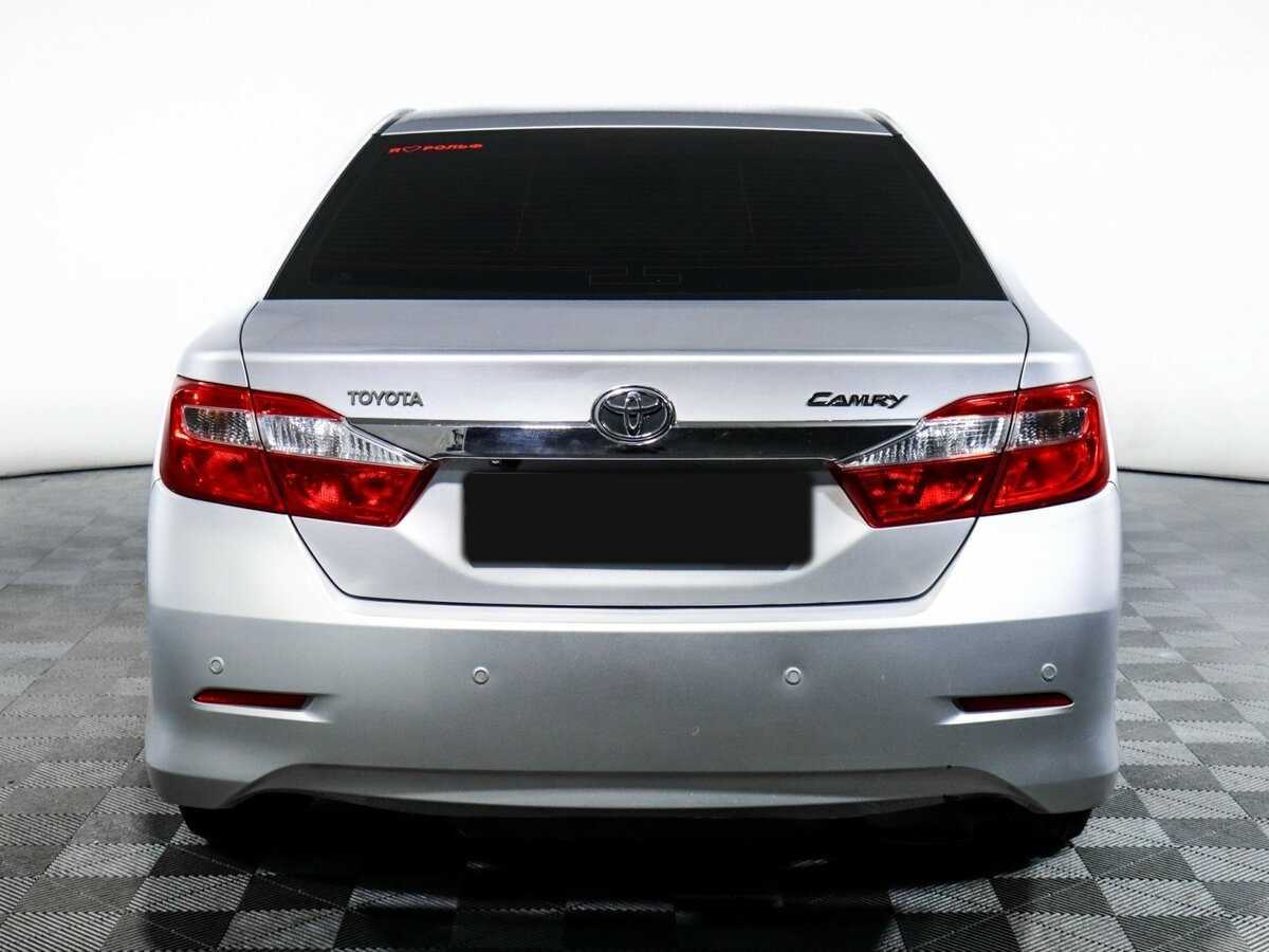 Купить Toyota Camry с пробегом. Фото: #5