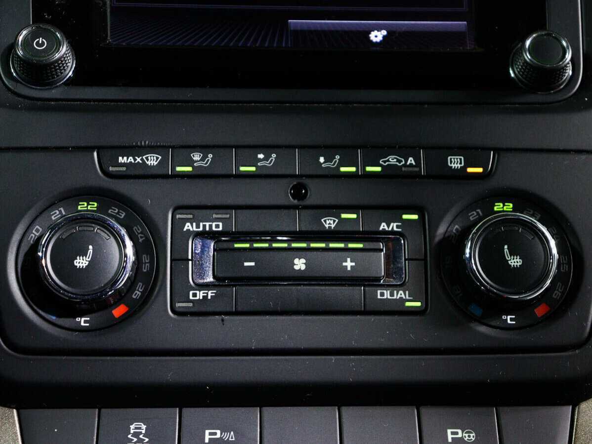 Купить Skoda Yeti с пробегом. Фото: #14