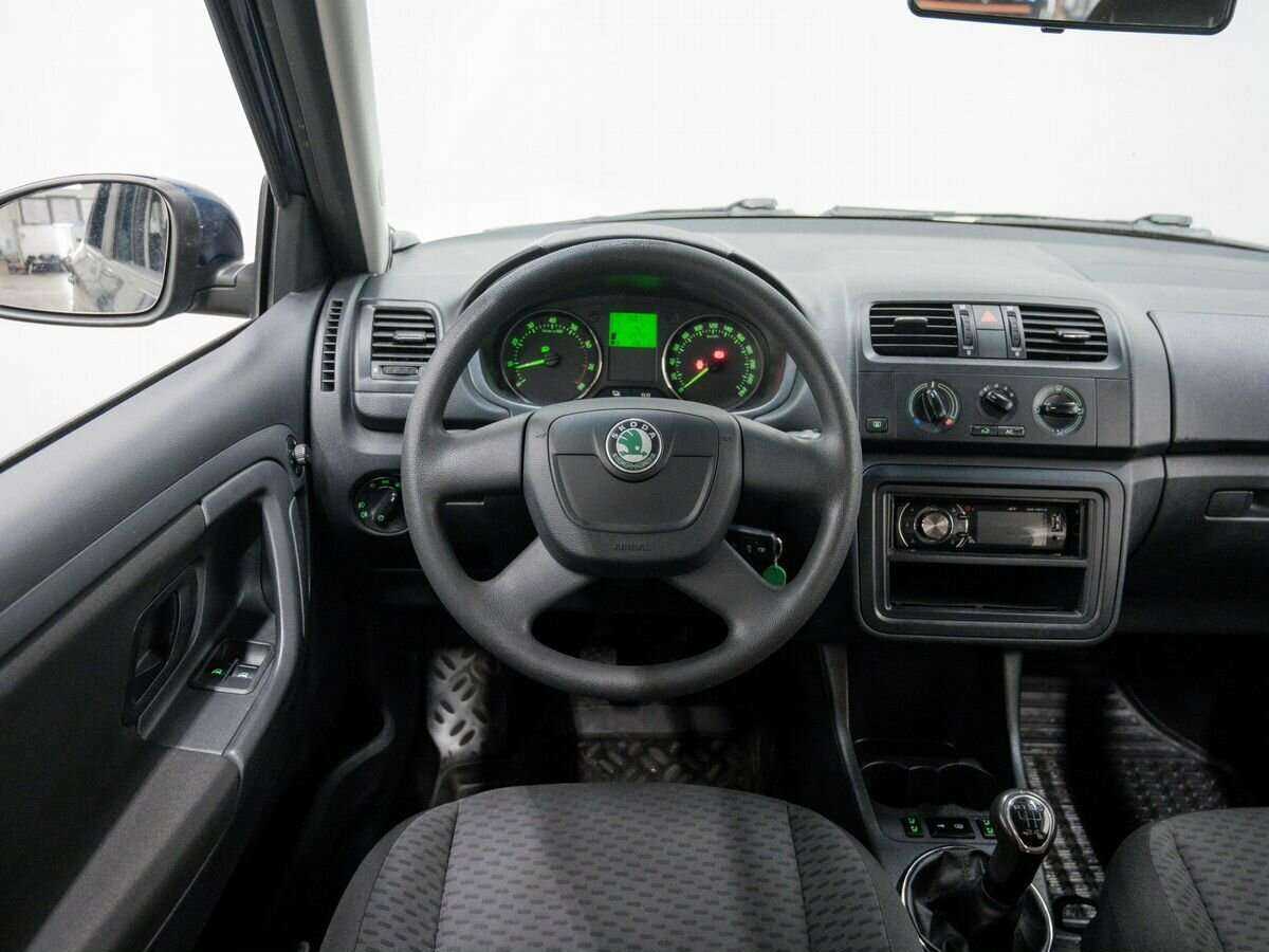 Купить Skoda Fabia с пробегом. Фото: #11