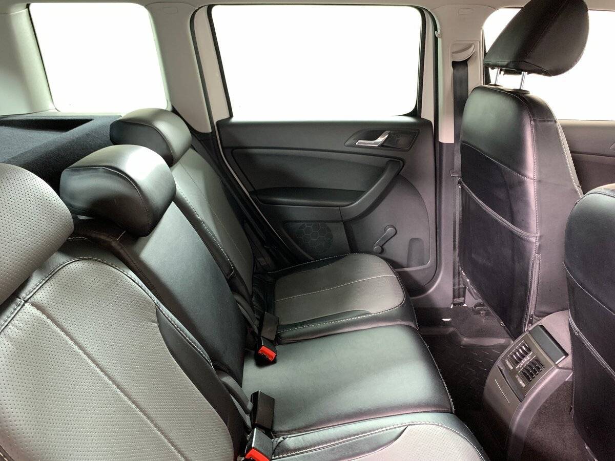 Купить Skoda Yeti с пробегом. Фото: #16