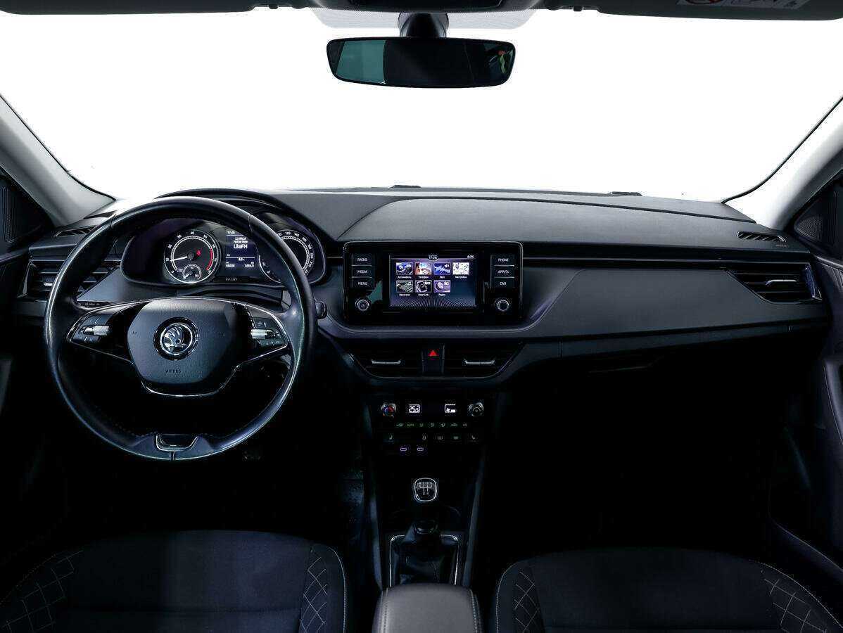 Купить Skoda Rapid с пробегом. Фото: #7