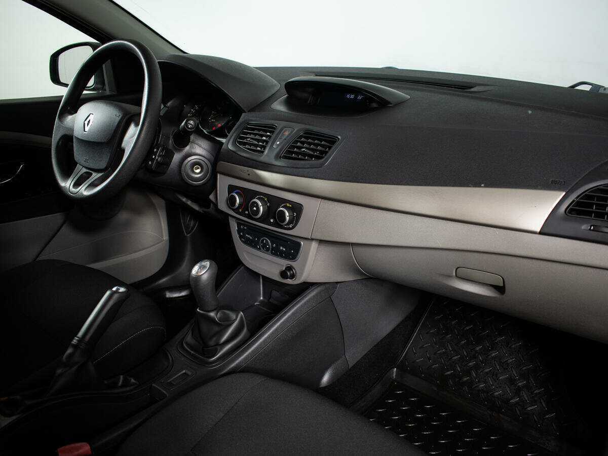 Купить Renault Megane с пробегом. Фото: #6