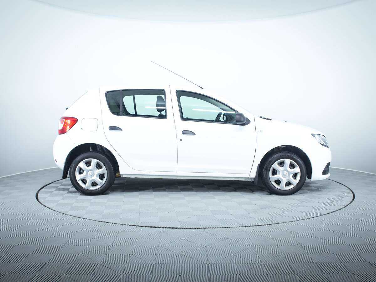 Купить Renault Sandero с пробегом. Фото: #5