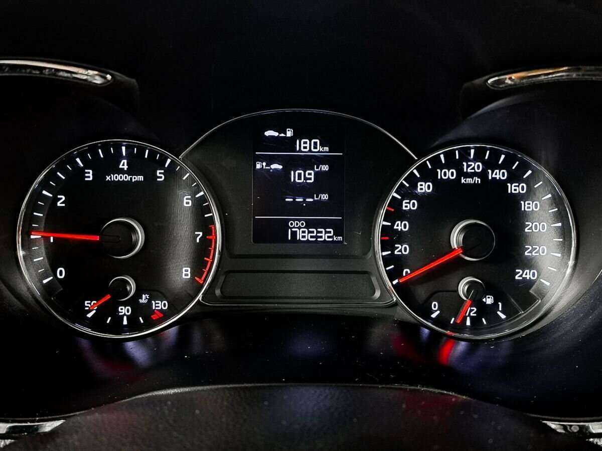 Купить Kia Cerato с пробегом. Фото: #8